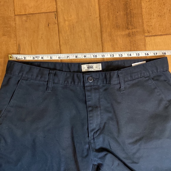 Vans black raw hem shorts | Men's size 36 - Picture 11 of 13